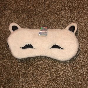 A unicorn sleeping mask! Is ripped on the horn😕